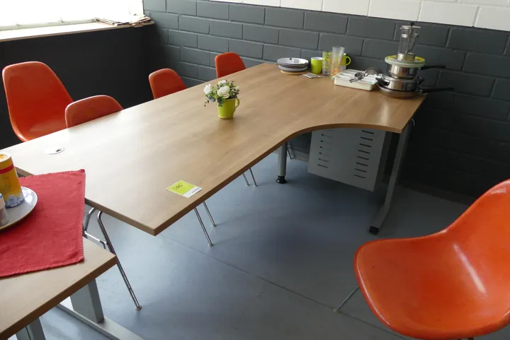 Schreibtisch